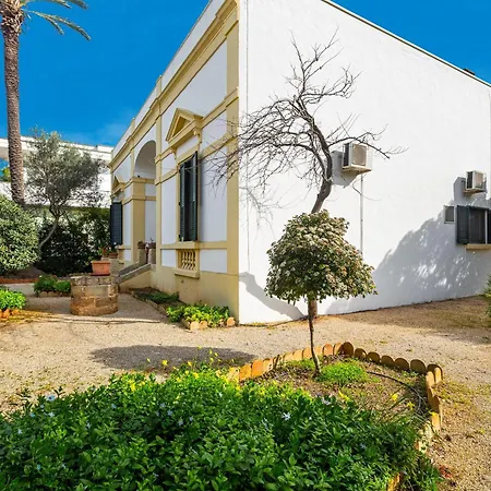 Holiday home Donna Linda By Barbarhouse